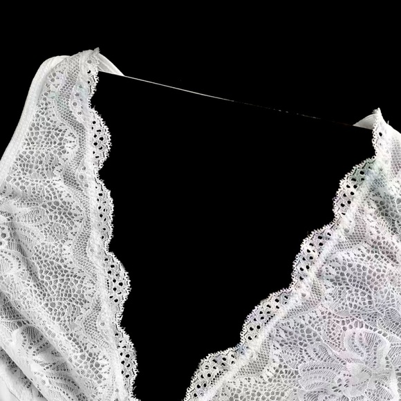 Plus Size 4X Floral Lacey Buckle Front Seamless Bra, Brand New - Picture 3 of 9